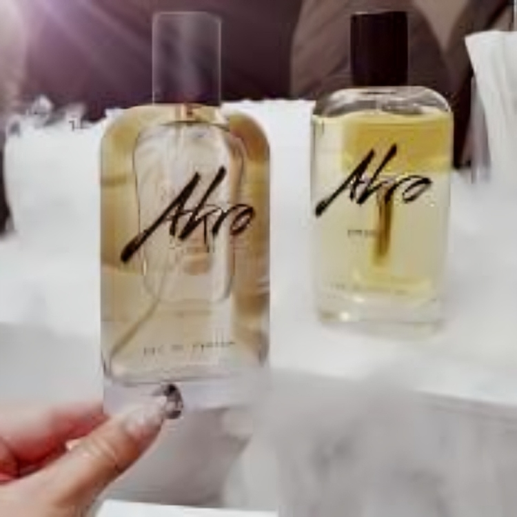 Akro Smoke for women and men